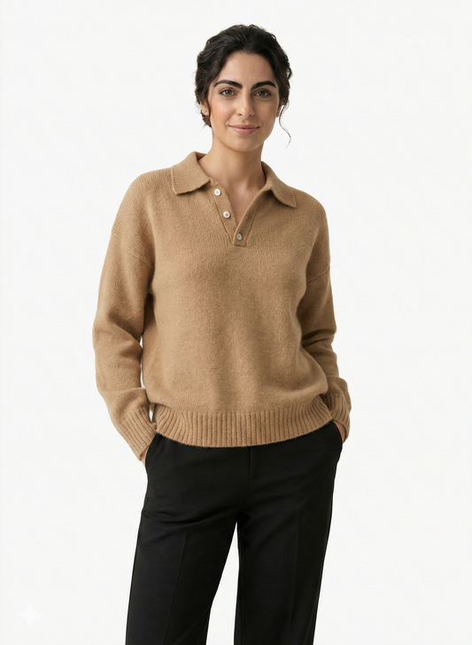 María | Jersey Suave con Cuello Elegante